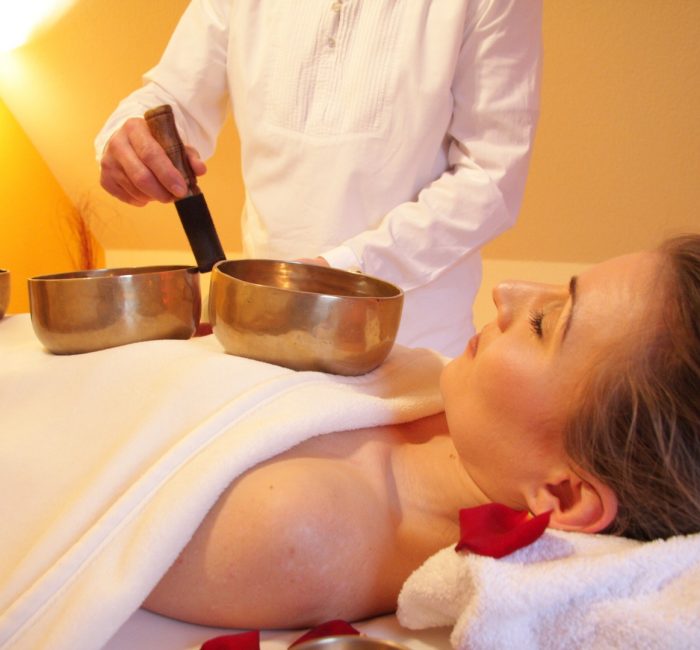 person-leg-product-infant-massage-therapy-982405-pxhere.com